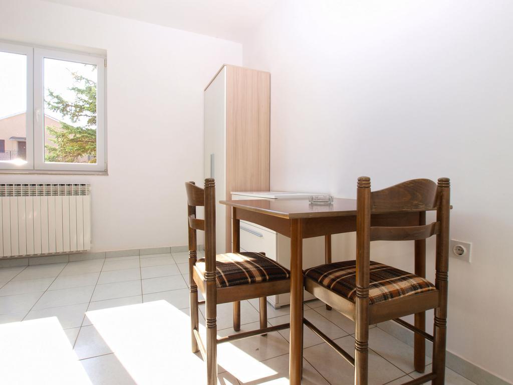 Apartments Zorka 1421 Pjescana Uvala Eksteriør billede
