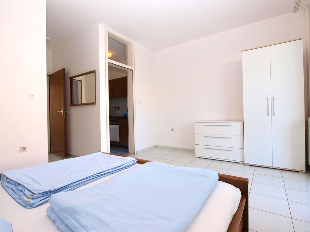 Apartments Zorka 1421 Pjescana Uvala Eksteriør billede