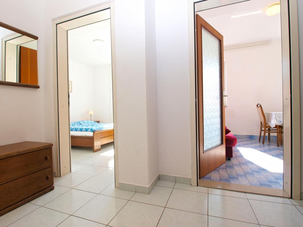 Apartments Zorka 1421 Pjescana Uvala Eksteriør billede